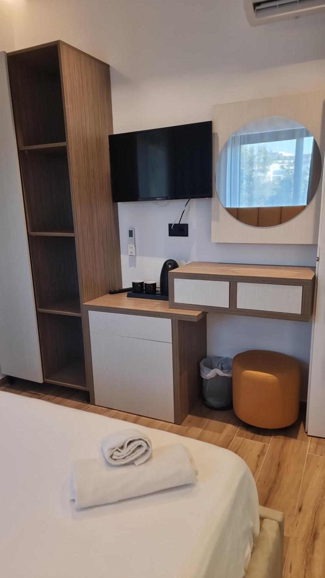 Zacaj Hotel Ksamil Exteriör bild