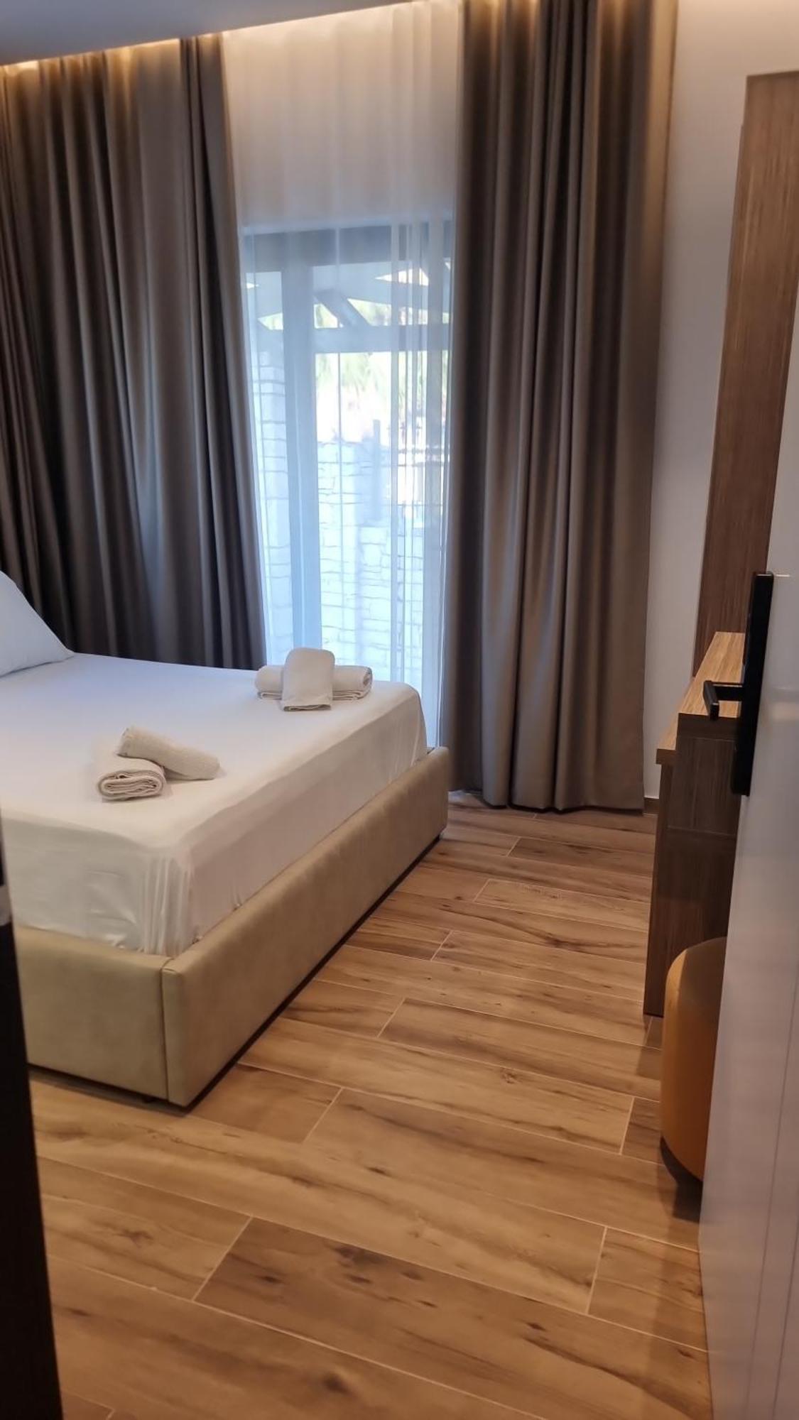 Zacaj Hotel Ksamil Exteriör bild